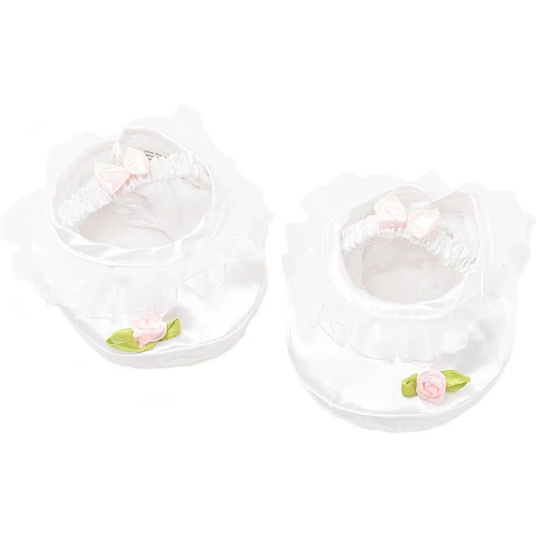 Chaussons blanc en satin pour peluches avec petite fleur rose