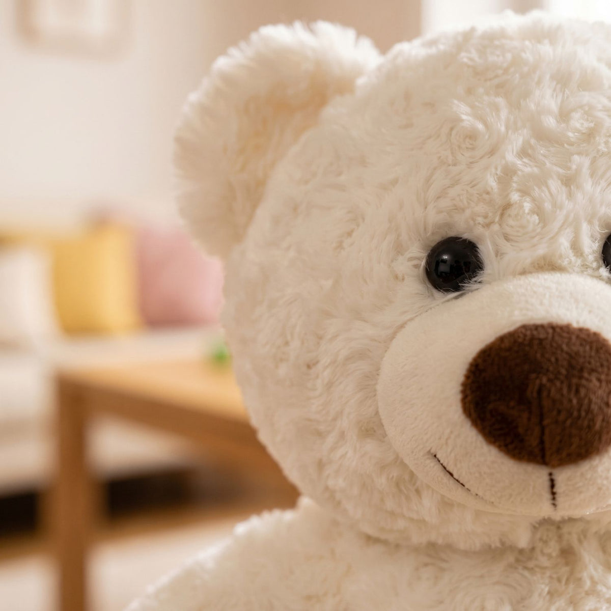 Ours en peluche crème à offrir en cadeau